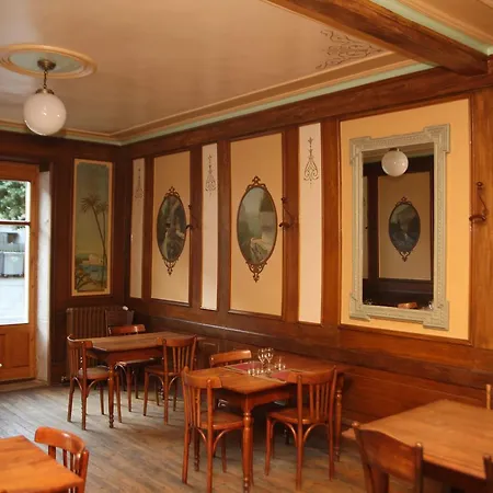 Cafe Brochier Hotel